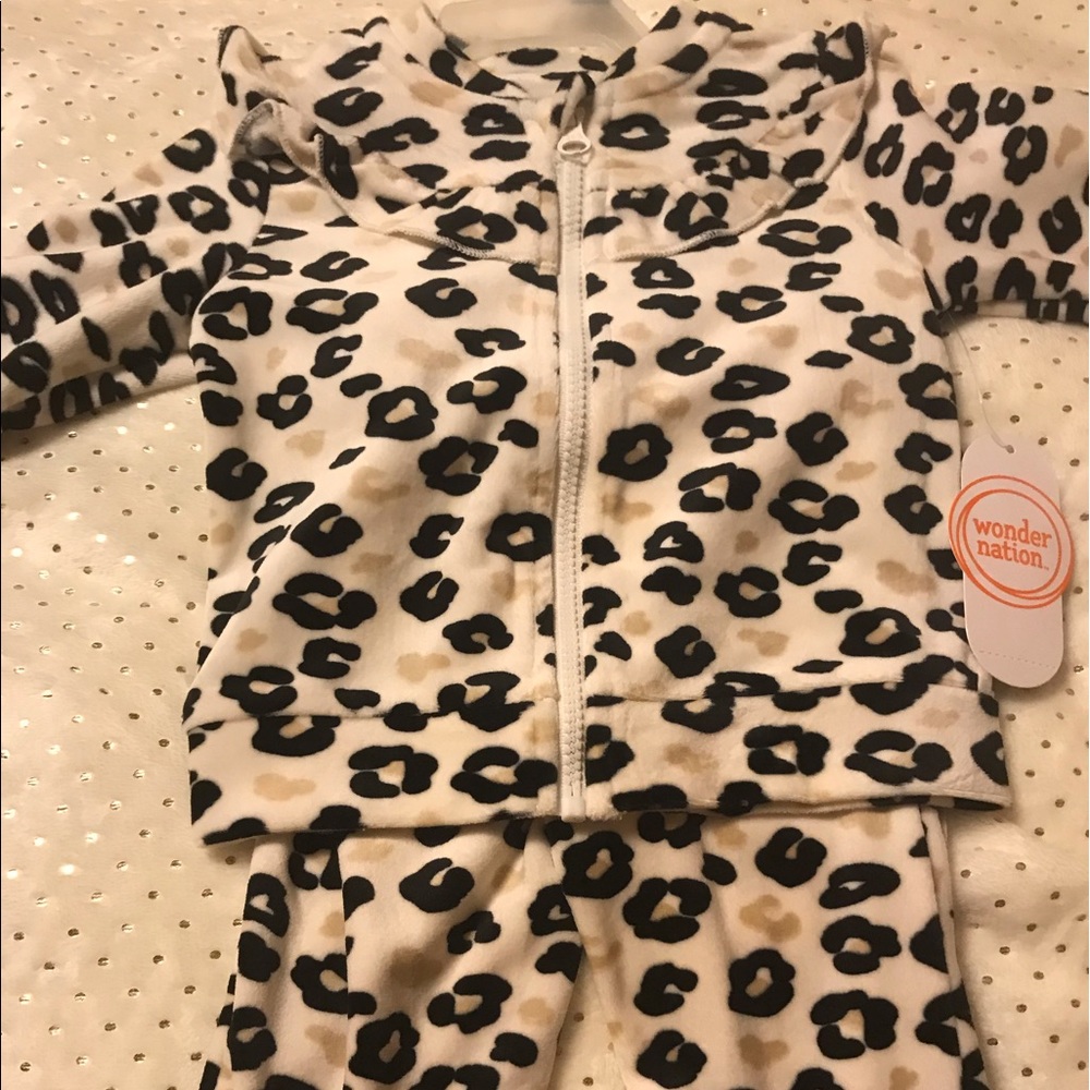NWT 0-3 month girl outfit